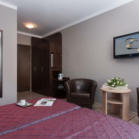 Na Bialej Apartment เรวัล ภายนอก รูปภาพ